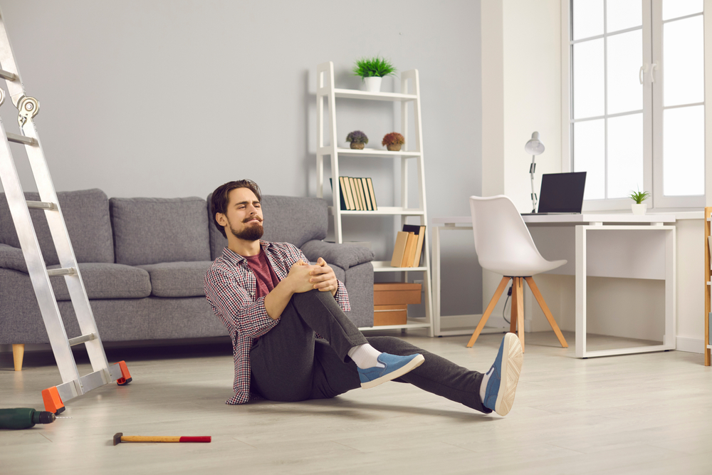 tripped and fell on my knee